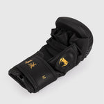 Handschoenen MMA 7 Oz Venum Serpenti Zwart sparren
