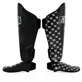 Scheenbeschermers Fairtex Wedstrijd SP5 met voetbeschermers Zwart