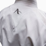 Karatepak Arawaza Kumite Deluxe Evo WKF wit borduurwerk-Combat Arena