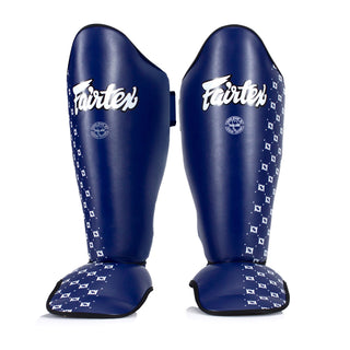 Scheenbeschermers Fairtex Competitie SP5 met blauwe voetbeschermers 