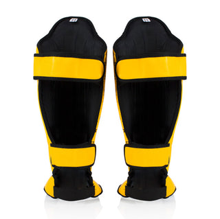 Scheenbeschermers Fairtex Competitie SP5 met gele voetbescherming 