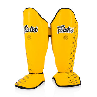 Scheenbeschermers Fairtex Competitie SP5 met gele voetbescherming 
