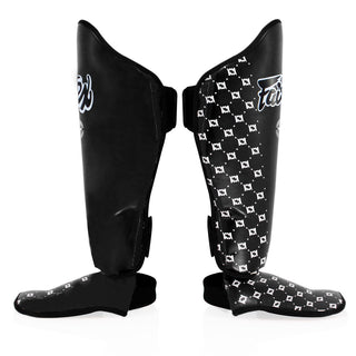 Scheenbeschermers Fairtex Wedstrijd SP5 met voetbeschermers Zwart 