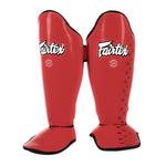 Scheenbeschermers Fairtex Competitie SP5 met rode voetbeschermers 