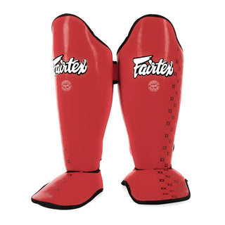 Scheenbeschermers Fairtex Competitie SP5 met rode voetbeschermers 