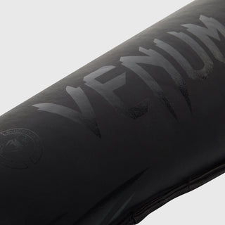 Scheenbeschermers met Parapiede Venum Challenger Nero Black 