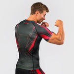 Rashguard Venum Amazonia Reborn maniche corte Nero-rosso-Combat Arena