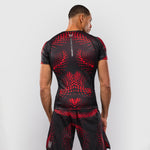 Rashguard Venum Matupa korte mouwen Zwart-rood-Combat Arena