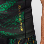 Rashguard Venum Matupa korte mouwen Zwart-groen-Combat Arena