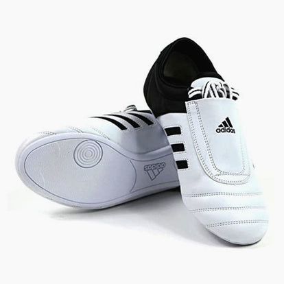 Adidas Heren Taekwondo Karate Vechtsportschoenen Volwassenen Kinderen Mannen Vrouwen Deelnemers Trainers Taekwondo Karate Vechtsport Schoenen Volwassenen Kinderen Mannen Vrouwen Wedstrijd Turnschoenen