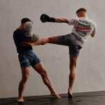 T-shirt Manto Nothing Personal Wit-Combat Arena